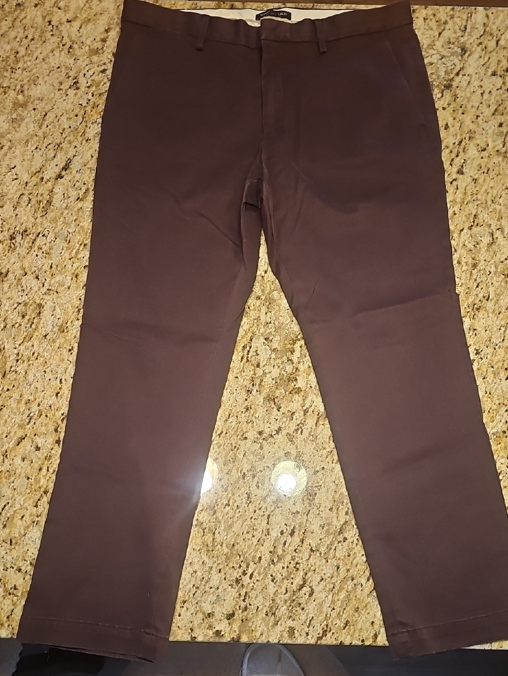 Banana Republic Aiden Slim Fit 35/30 Color Is Plum Or Grape Juice Rapid Movement